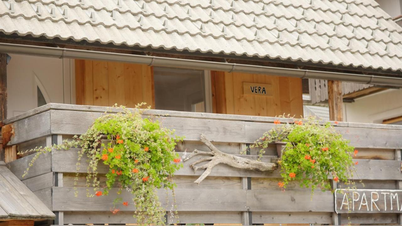 Apartmaji Pri Kozmavo - Little House Bohinj Exterior foto